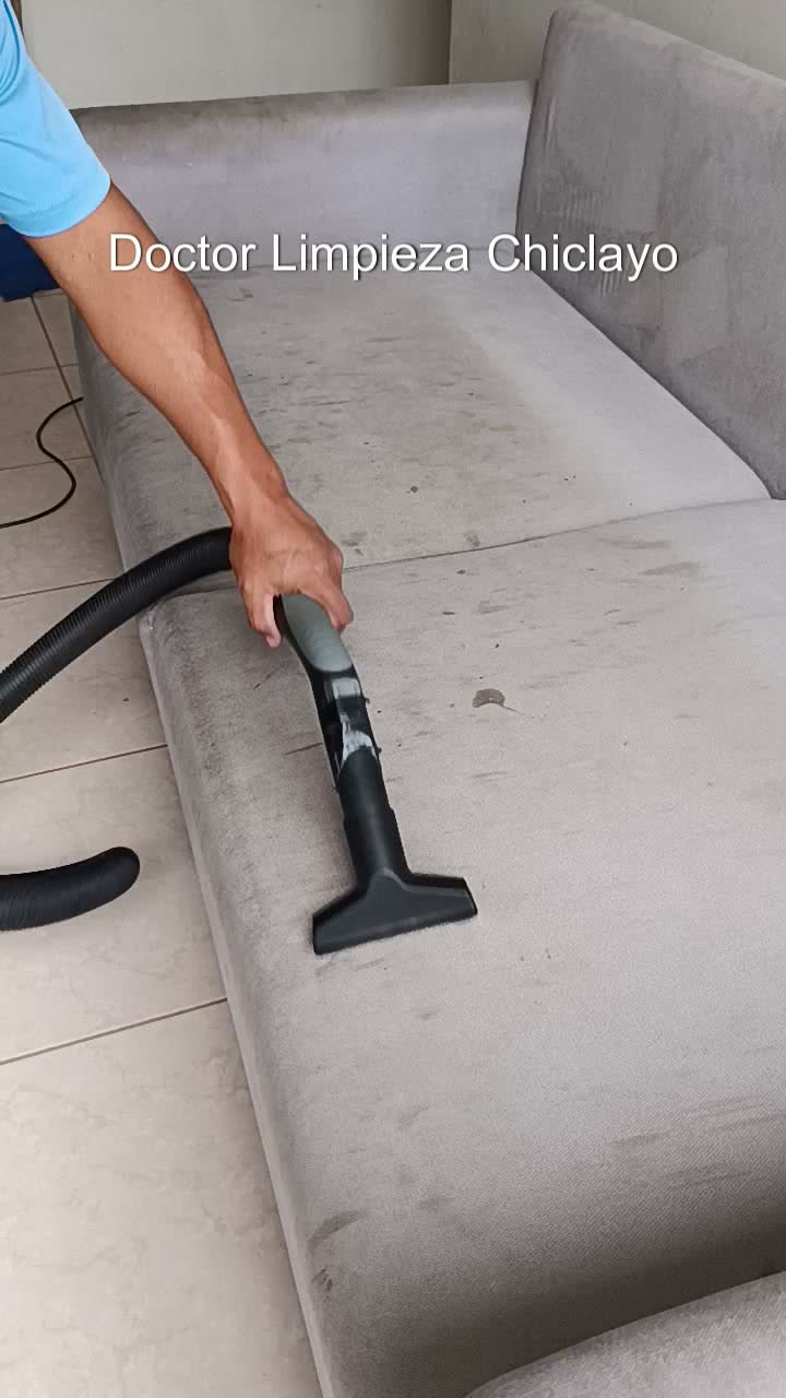 Aspirado profundo de sofá